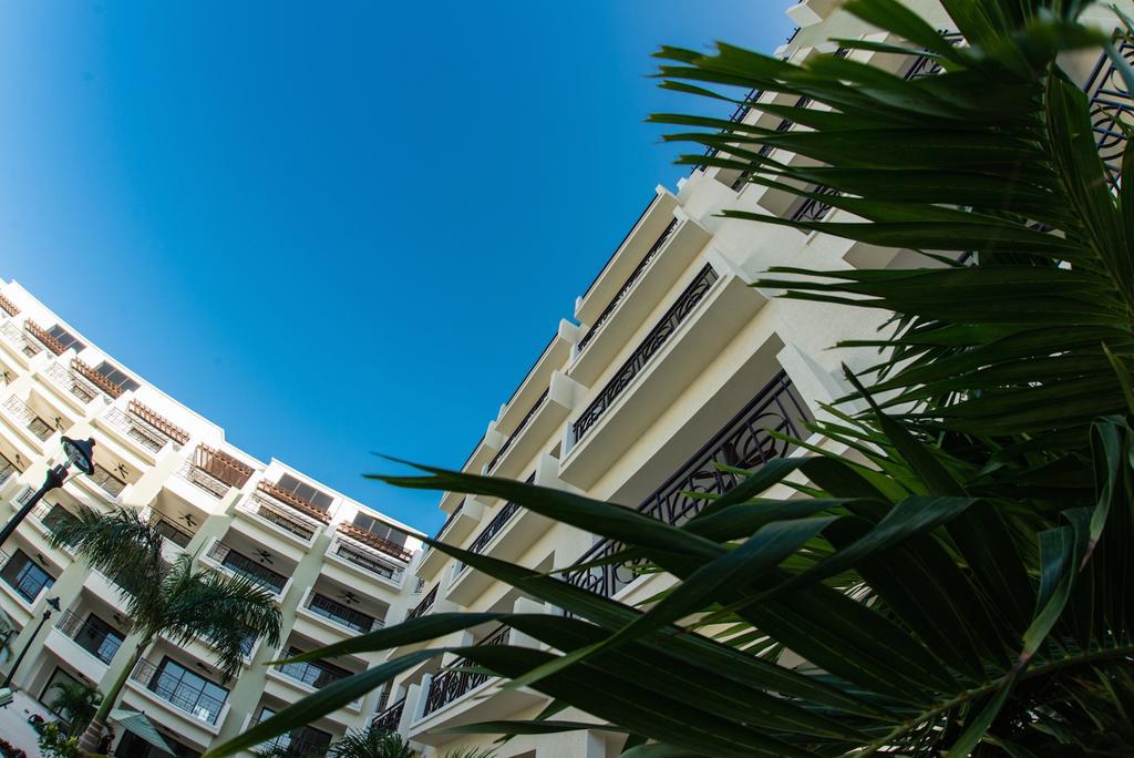Palmaruba Condos Палм Бийч Екстериор снимка