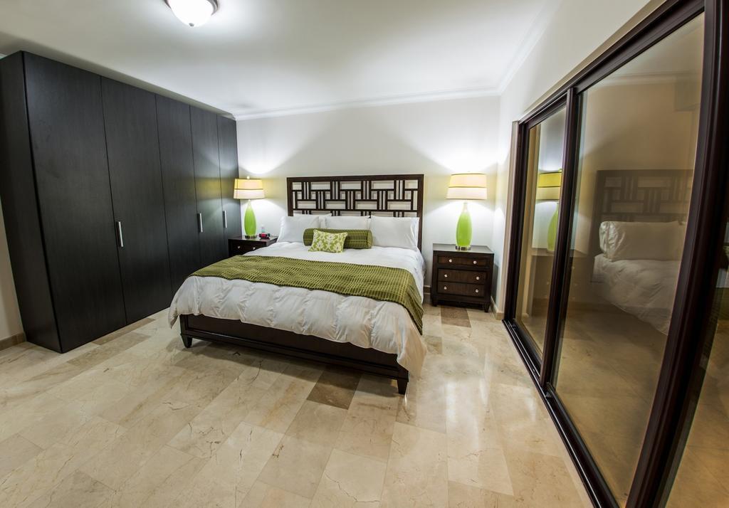 Palmaruba Condos Палм Бийч Стая снимка