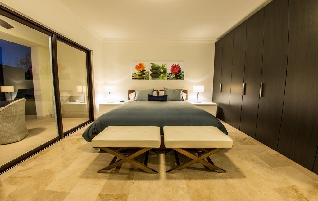 Palmaruba Condos Палм Бийч Екстериор снимка