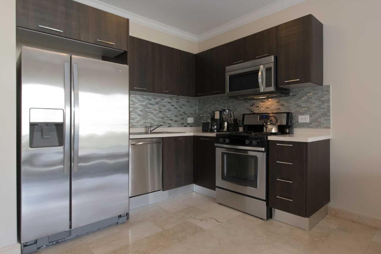 Palmaruba Condos Палм Бийч Екстериор снимка