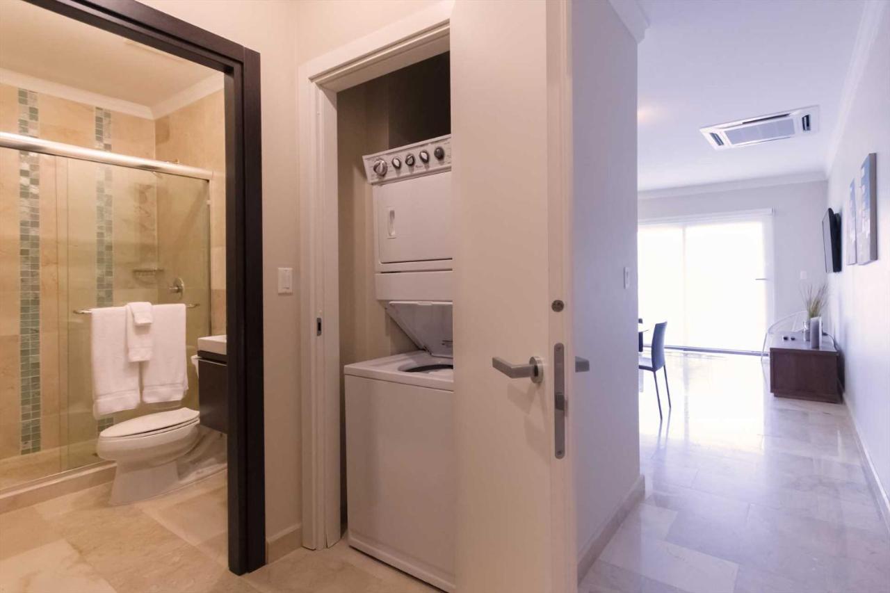 Palmaruba Condos Палм Бийч Екстериор снимка